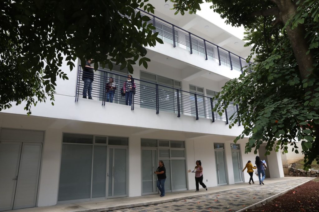 Facultad de Psicología de la UMSNH pionera en la formación innovadora de profesionales, realizará Congreso 1 WhatsApp Image 2025 05 19 at 3.40.34 PM 1