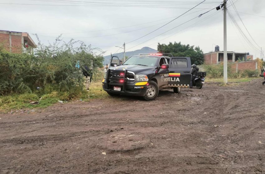 Hallan a mujer asesinada en lote baldío de la colonia Gertrudis Sánchez, Morelia