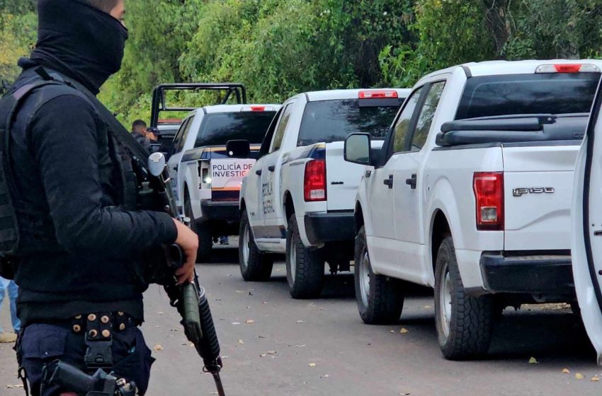 Localizan cadáver baleado y lapidado en predio de Jacona