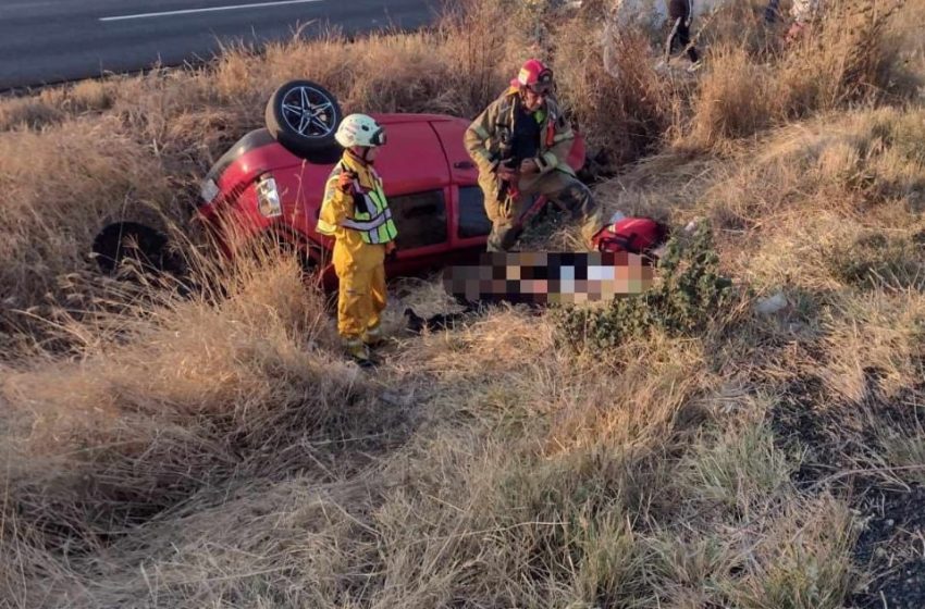 Vuelca auto en la Morelia-Pátzcuaro; hay 1 herido