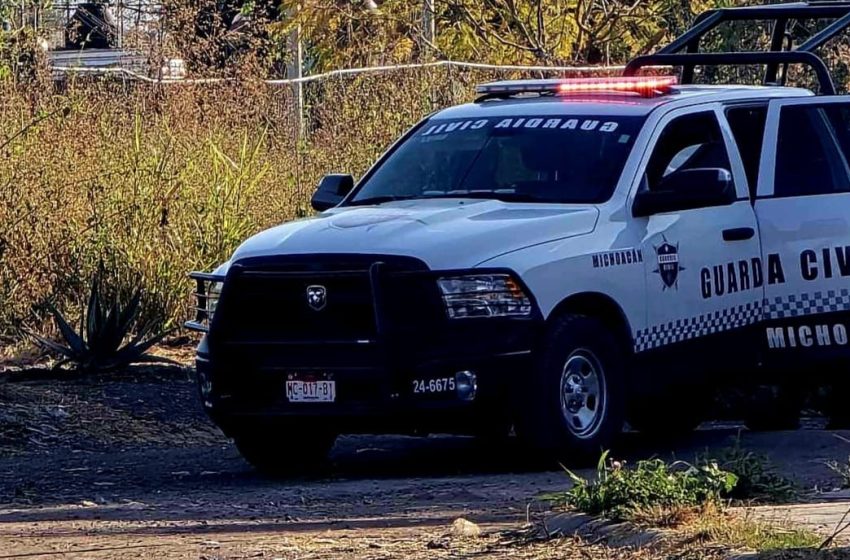 Hallan a 2 hombres ejecutados en la carretera Tangancícuaro-Patámban