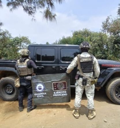  Aseguradas cuatro armas largas y tres vehículos, uno con blindaje, en Apatzingán: SSP