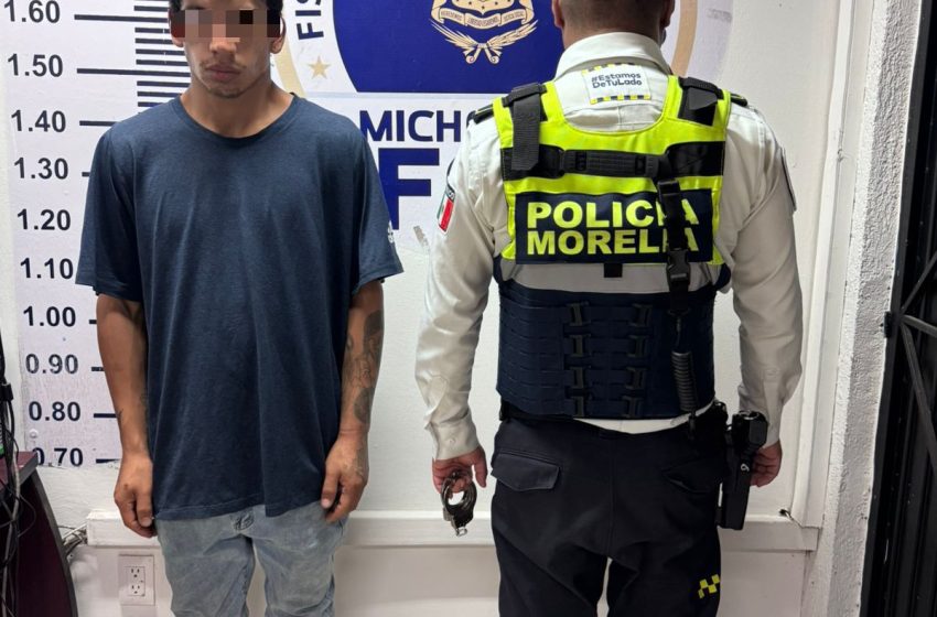  Policía Morelia detiene en flagrancia a dos personas implicadas en al menos 27 robos a tiendas de conveniencia