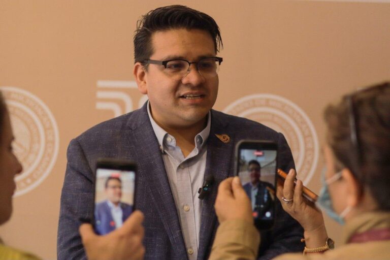 Toño carrreño